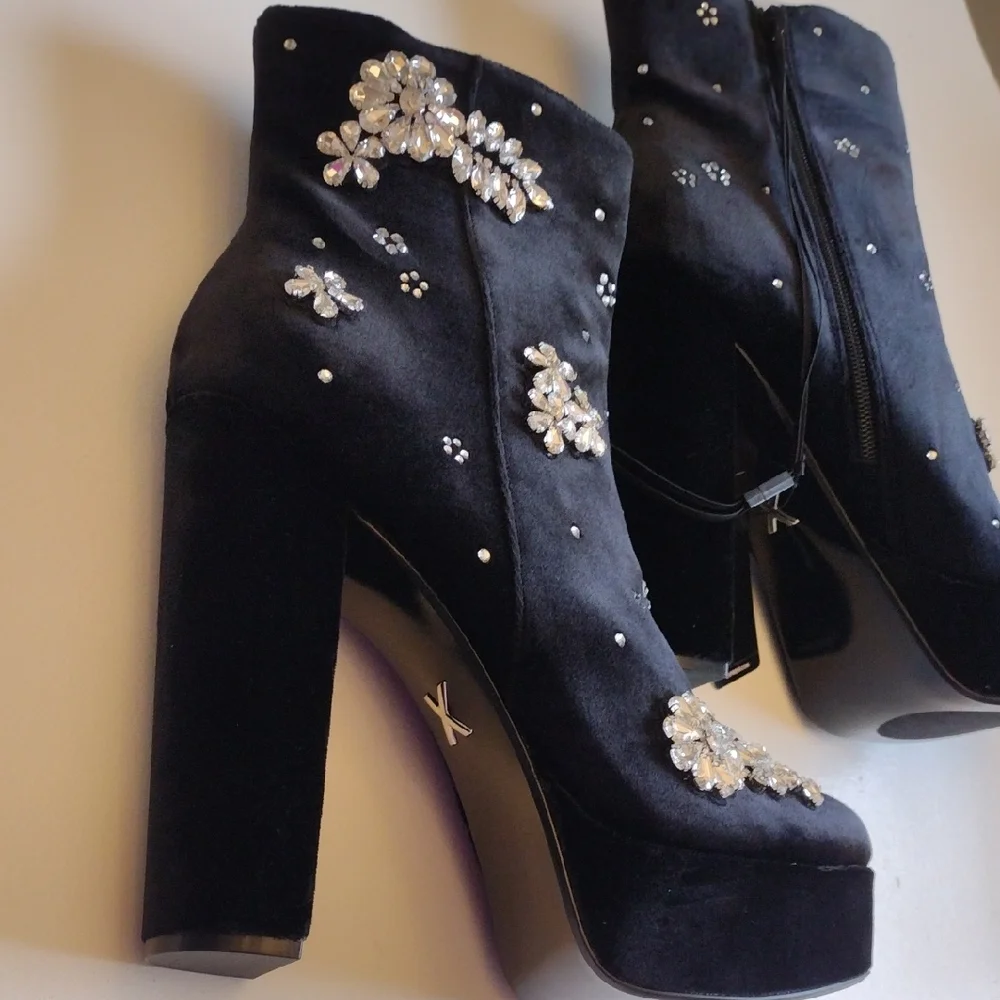Express Black Heeled Boots with Silver Embellishments - Picture 8 of 14